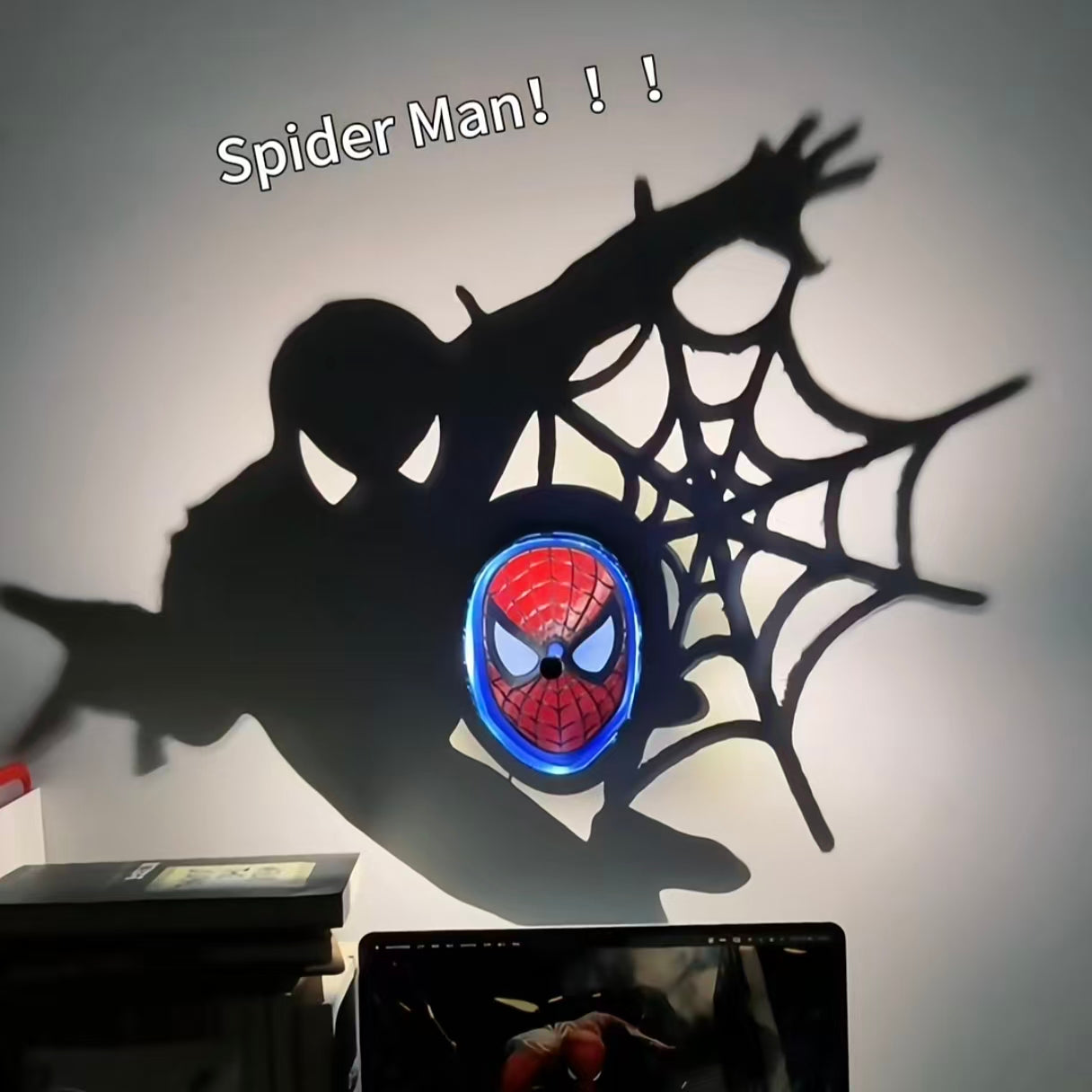 Spider-Man Projection Lamp – Atmospheric Shadow Light